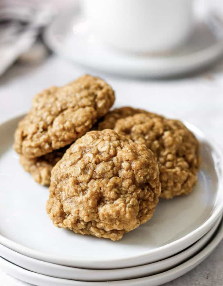 Brown Butter Chewy Oatmeal Cookies - A Seasoned Greeting