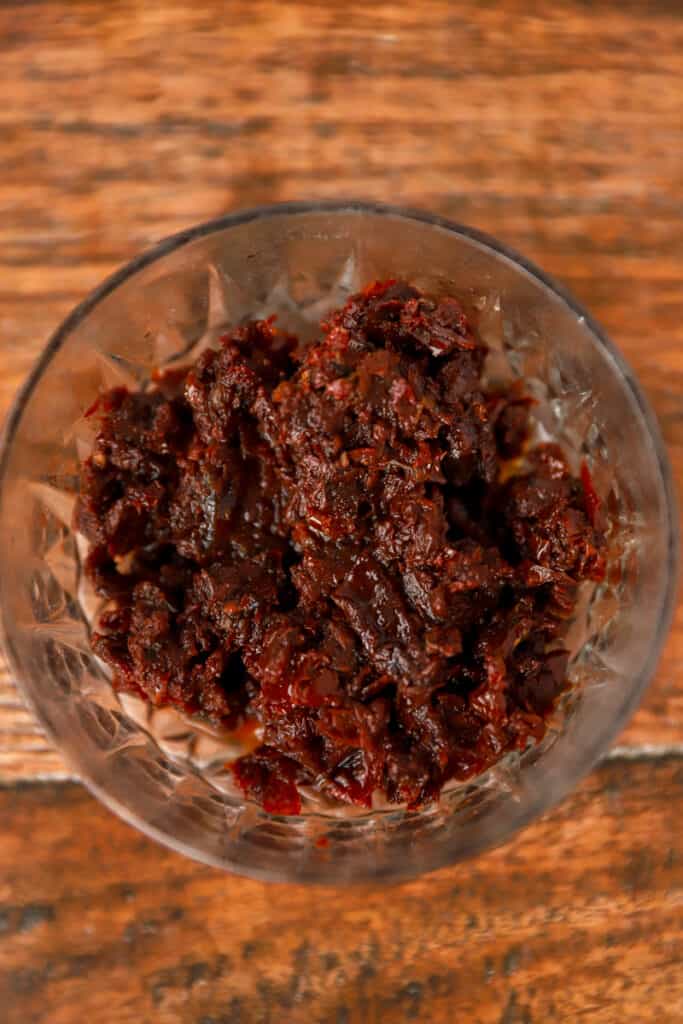 overhead photo of the sun-dried tomato paste